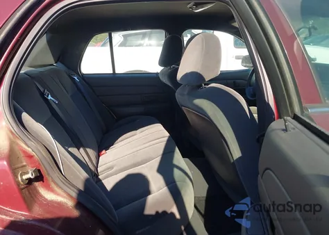 2005 Ford Crown Victoria Police z USA, uszkodzony, nr VIN 2FAFP71W95X175783